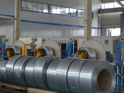 鋁管生產(chǎn)現場(chǎng)-管材收卷